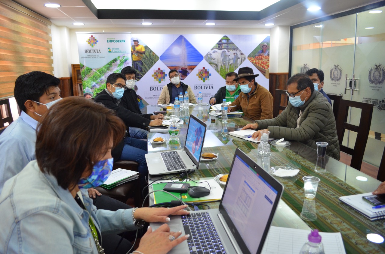 Gobierno canaliza Bs 33,3 millones para reactivar la economía de pequeños productores del agro