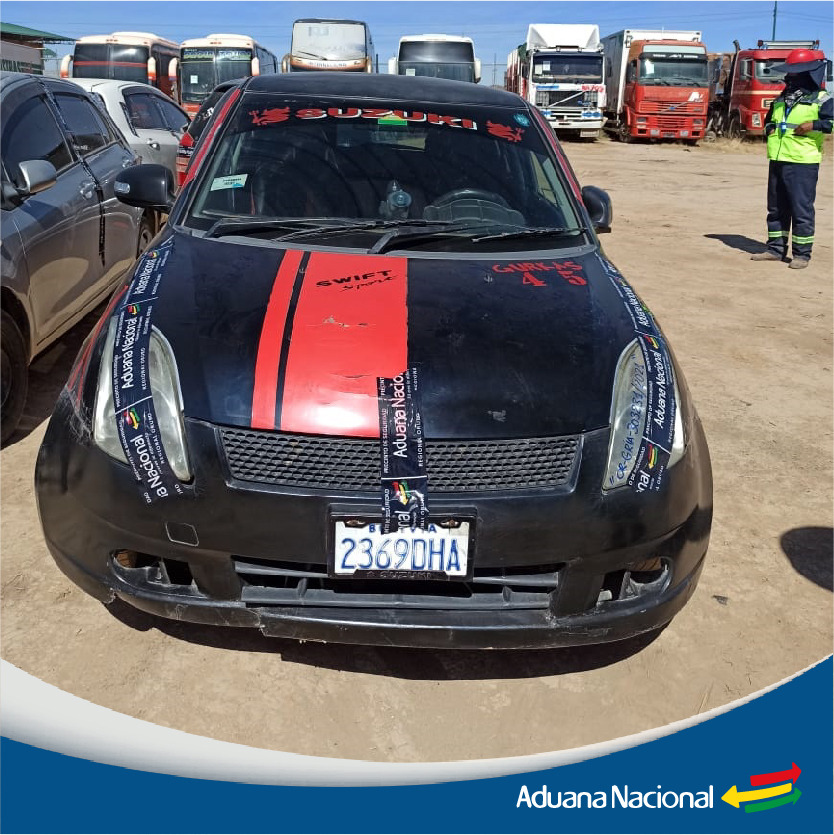 Aduana comisa seis vehículos de contrabando mediante operativos en Oruro