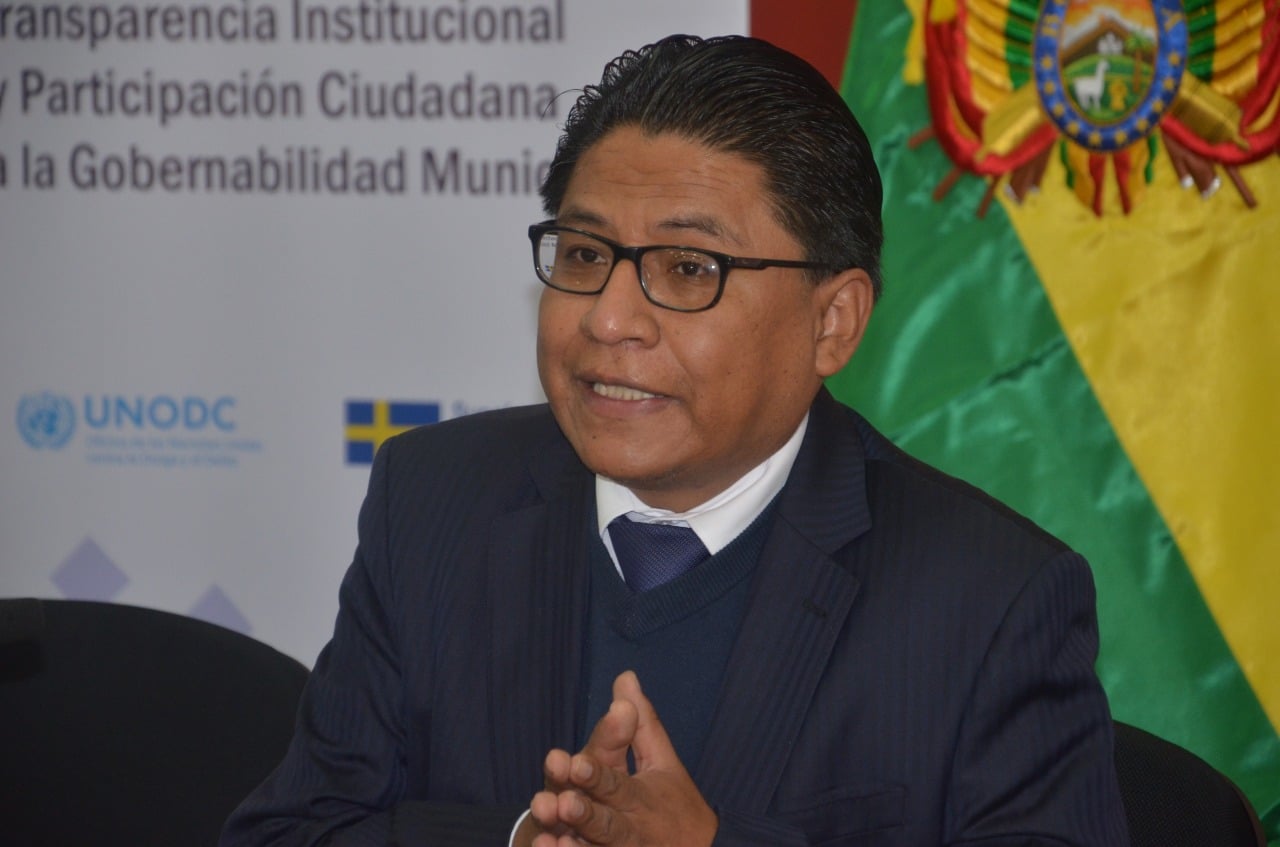 Ministro Lima asegura que se garantiza el debido proceso y la salud de la exmandataria de facto Jeanine Áñez