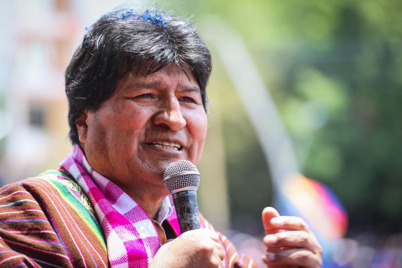 Evo Morales sobre la wiphala: “Durante el gobierno de facto, fue emblema de resistencia al golpismo”