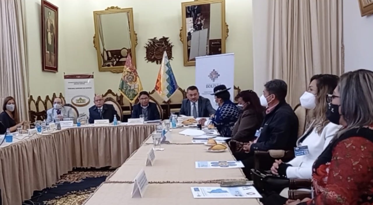 Se conforma la mesa nacional para la restitución del derecho a la familia de niñas, niños y adolescentes de centros de acogida