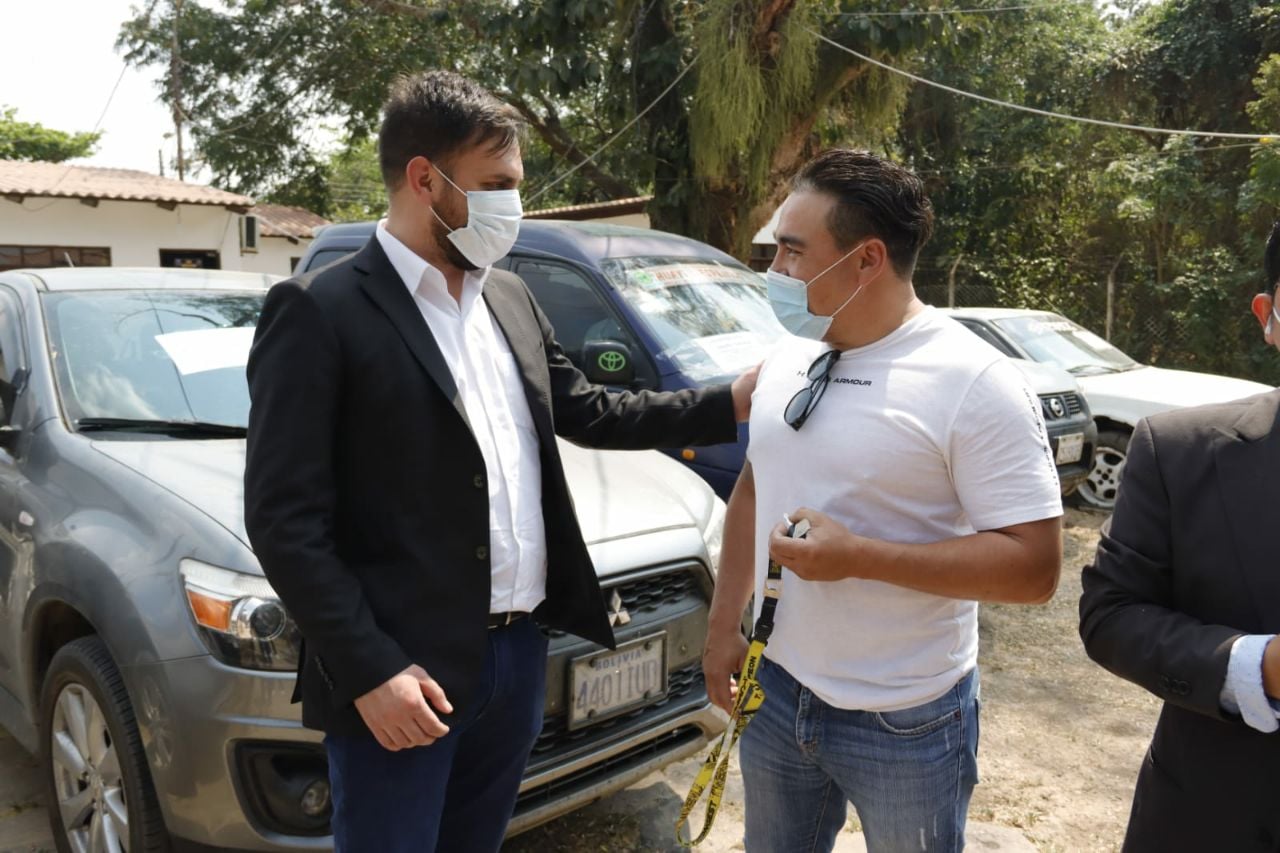 Diprove recupera 10 vehículos y aprehende a cinco presuntos delincuentes