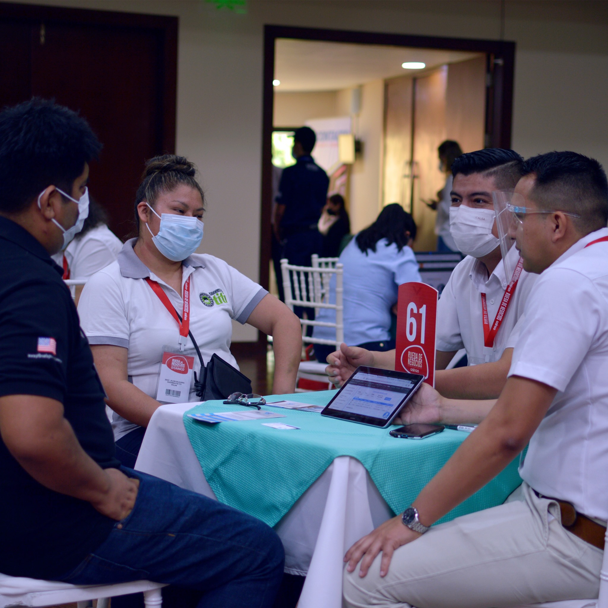 Empresas generan $us 50 millones durante la primera rueda de negocios en la Expocruz 2021