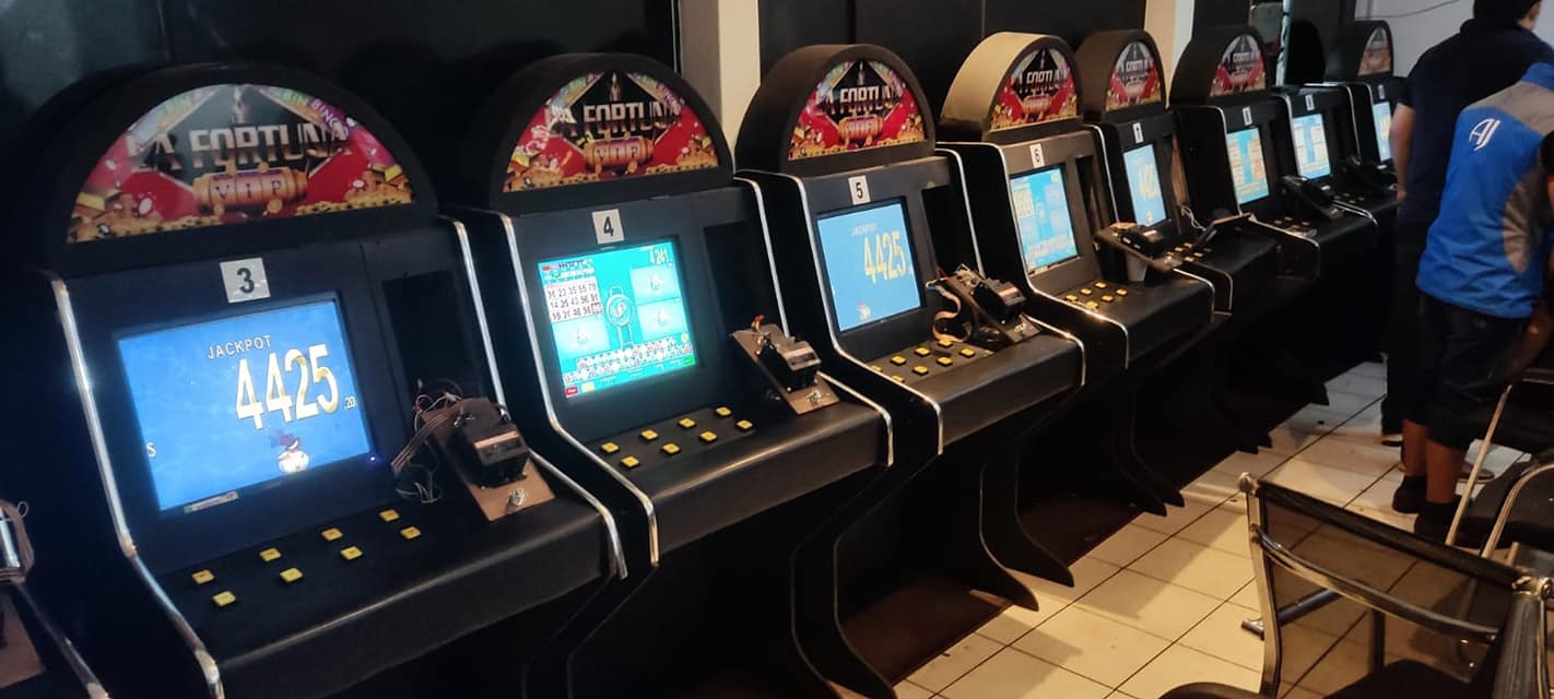 AJ decomisa 51 máquinas de juego en la ciudad de Santa Cruz