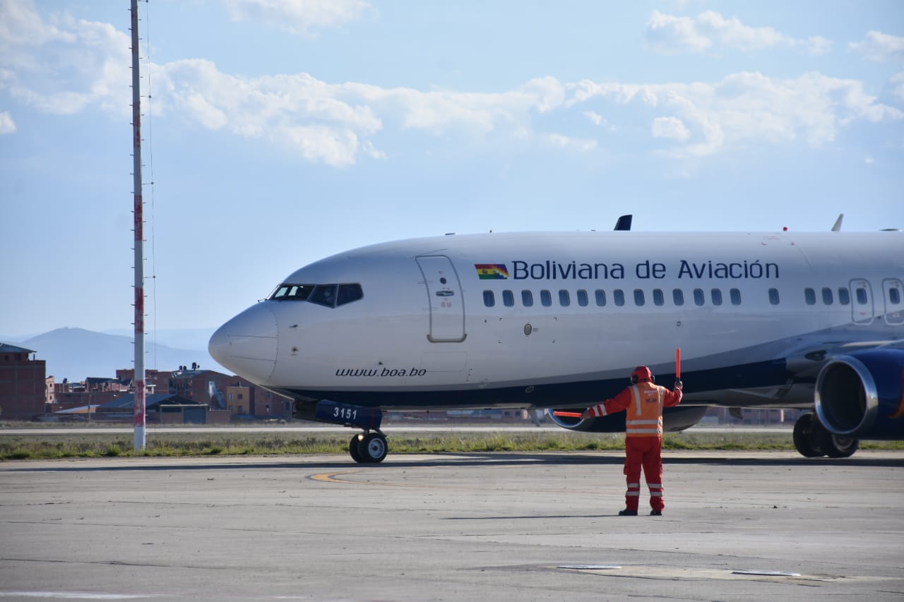 BOA marca nuevo hito en lucha contra el COVID-19 con traslado de 20 mil vacunas Sputnik V
