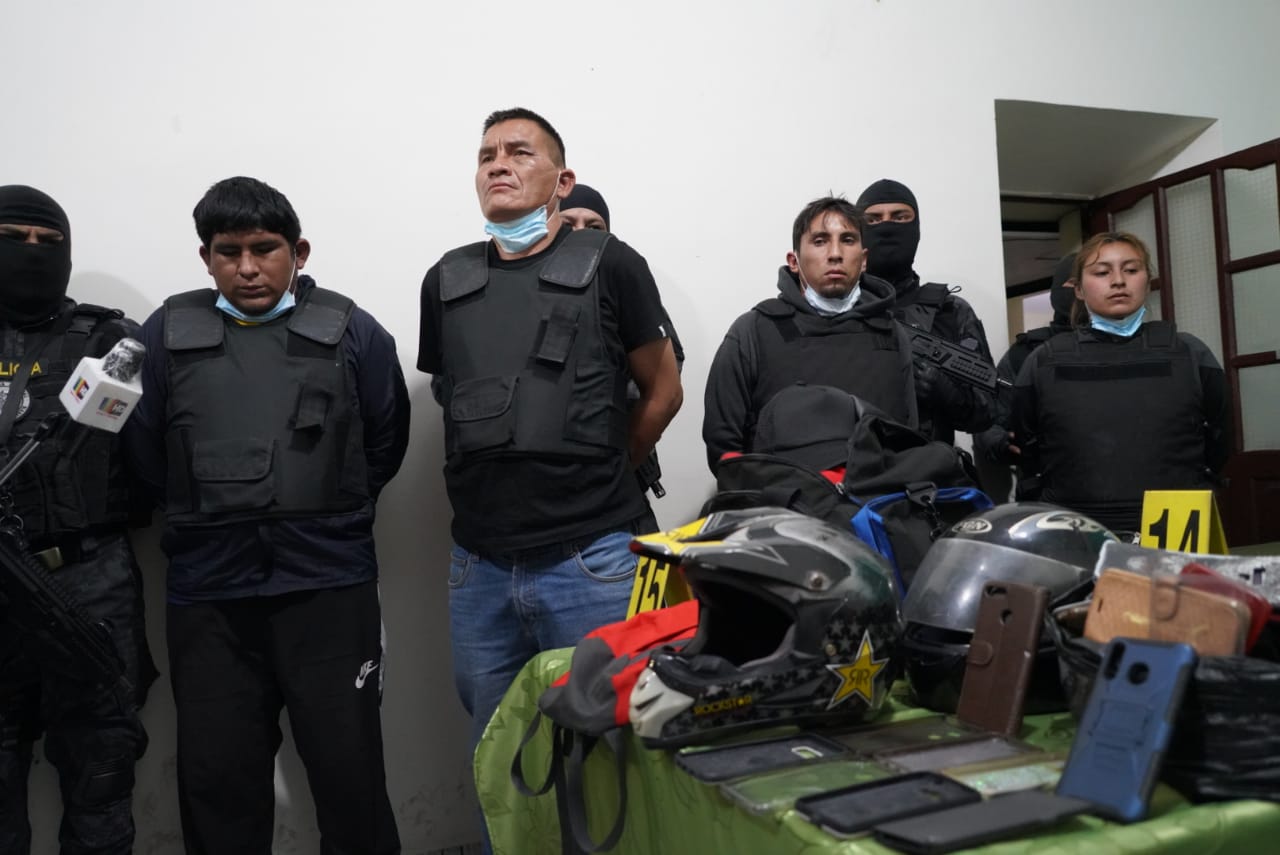 Policía aprehende en menos de 72 horas a delincuentes que atracaron e hirieron a dos librecambistas en Cochabamba