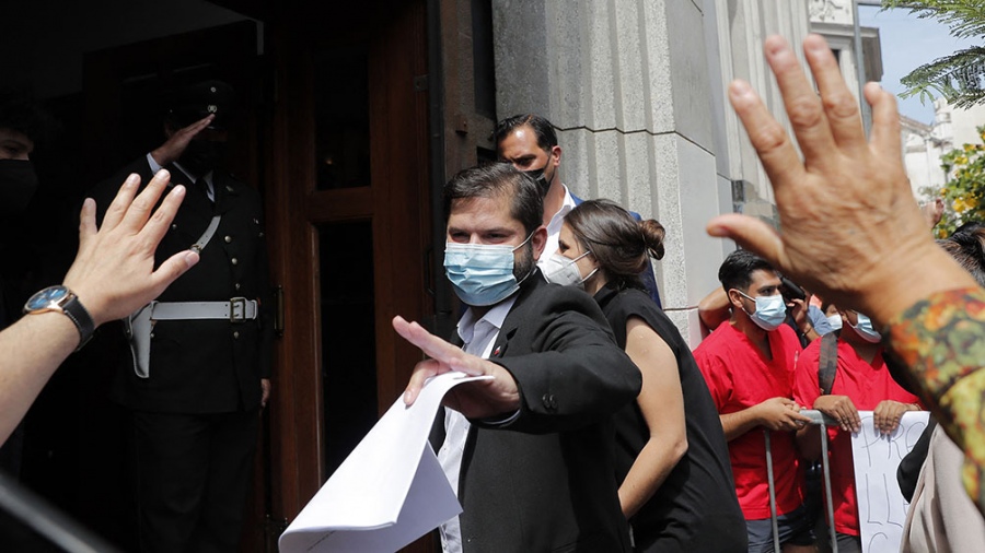 El presidente electo de Chile mantuvo reuniones en vísperas de anunciar su Gabinete