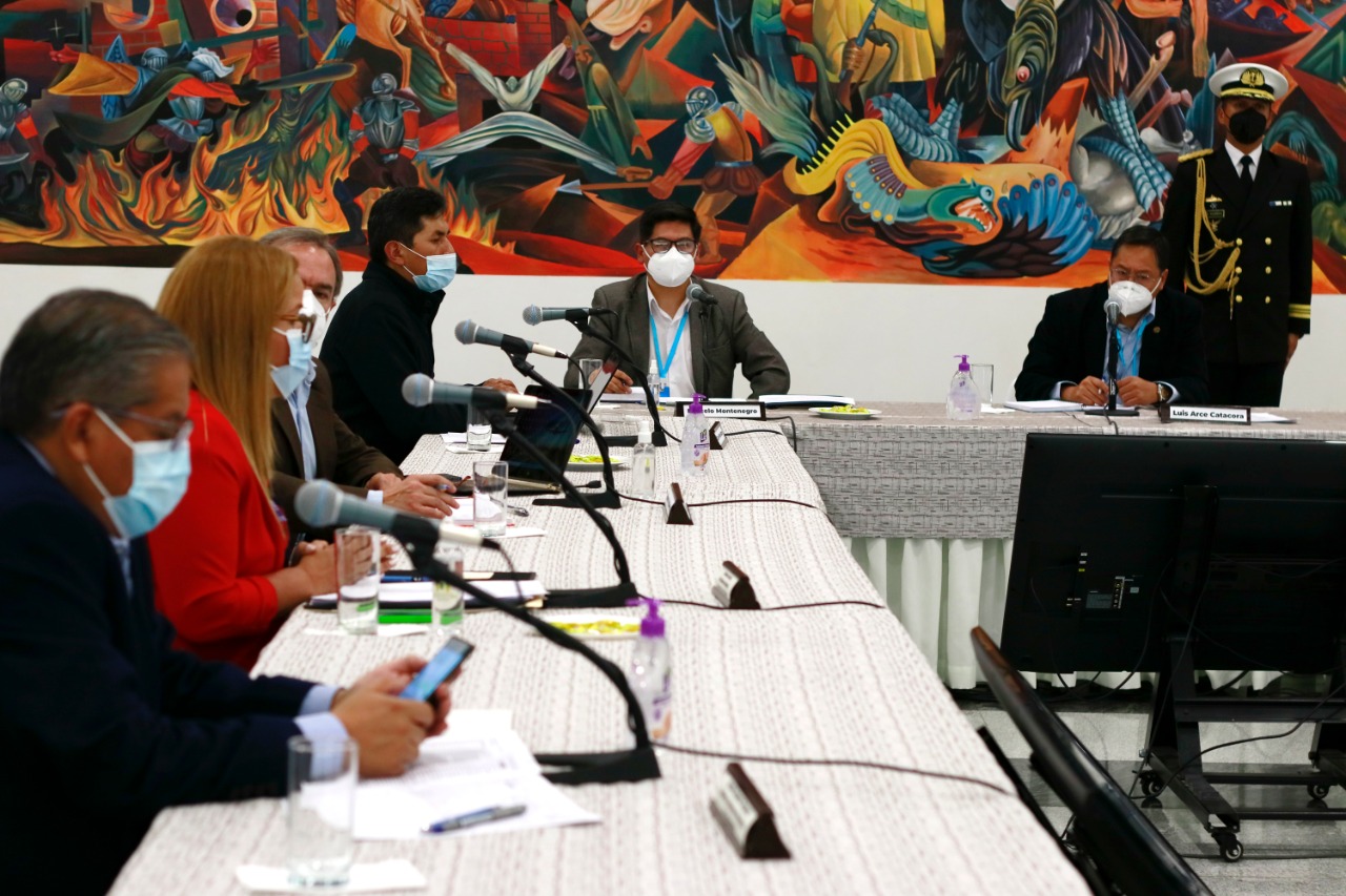 Gobierno prioriza reactivación económica y combate conjunto contra el COVID-19 en dos meses de gestión