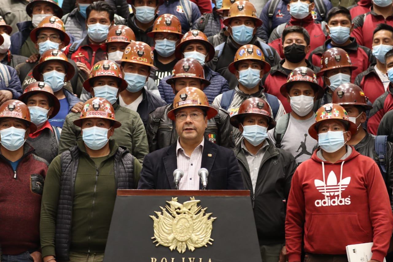 Mineros de Colquiri dan respaldo total al Gobierno y se declaran en emergencia para enfrentar intentos desestabilizadores