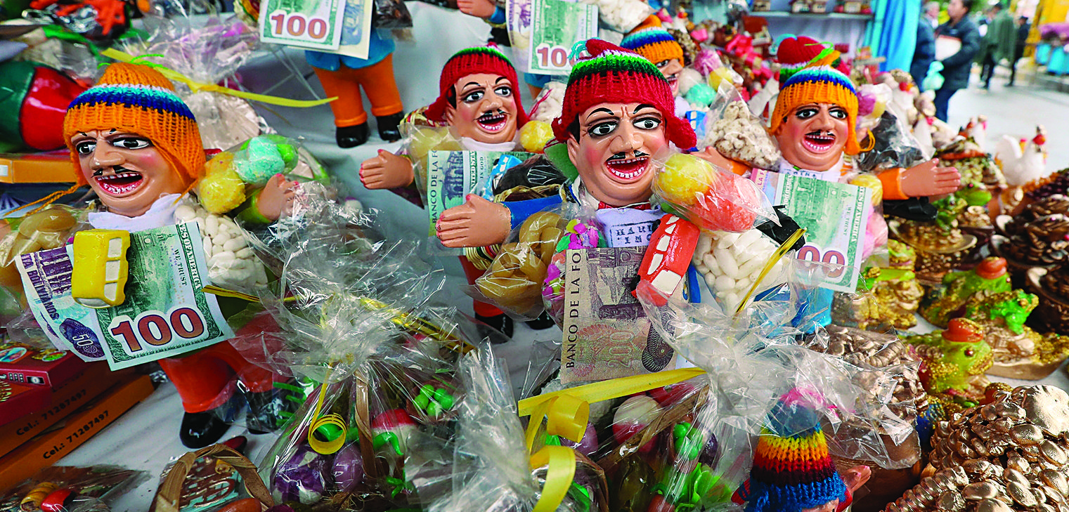 Mañana comienza la Feria de la Alasita en La Paz