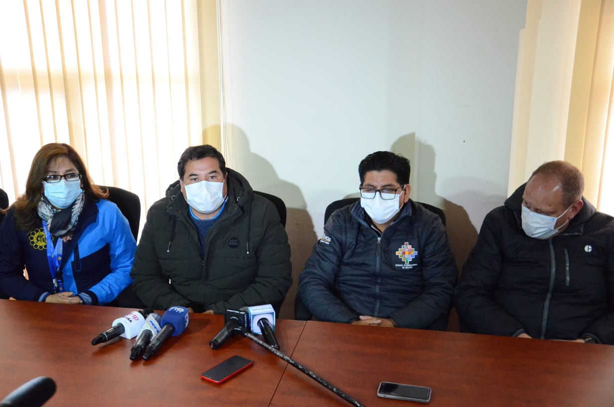 Bolivia plantea a Chile que el Inlasa realice pruebas PCR para descongestionar el paso fronterizo