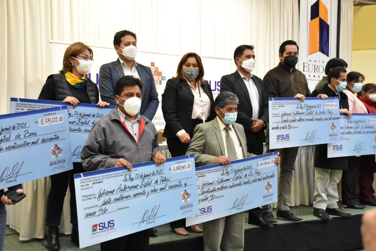 Viceministra: Desembolsos de recursos buscan garantizar suministro de oxígeno y medicamentos en las regiones