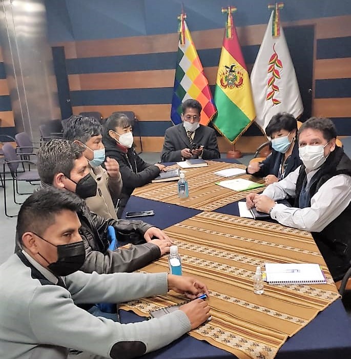 Municipios de La Paz, Tarija y Cochabamba reciben información sobre programas de financiamiento del FNDR y del Farip