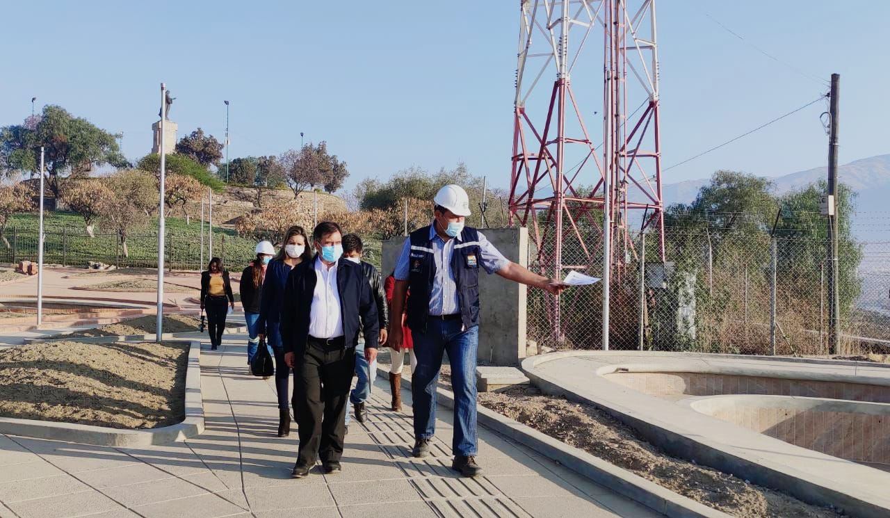 Reportan 80% de avance en proyecto de restauración del Cerro de la Coronilla de Cochabamba