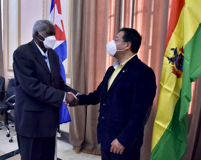 Presidente compromete volver a estrechar relacionamiento legislativo entre Bolivia y Cuba