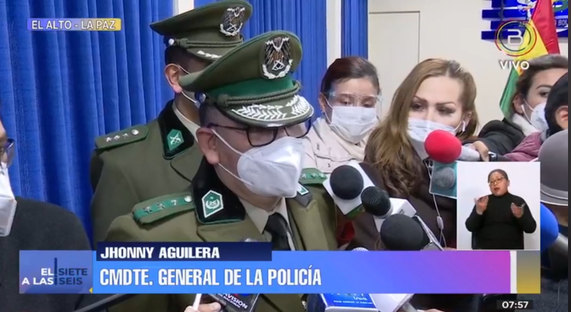 Militar que piloteó avión que trasladó material antidisturbios de Ecuador a Bolivia cumple funciones diplomáticas en China