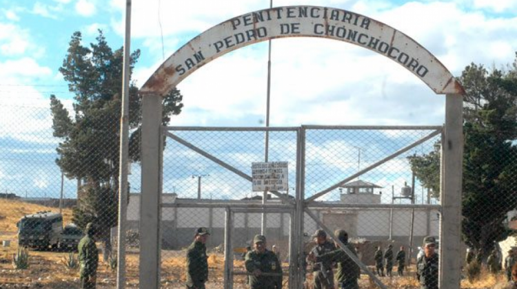 Policía recaptura a recluso que se fugó de Chonchocoro