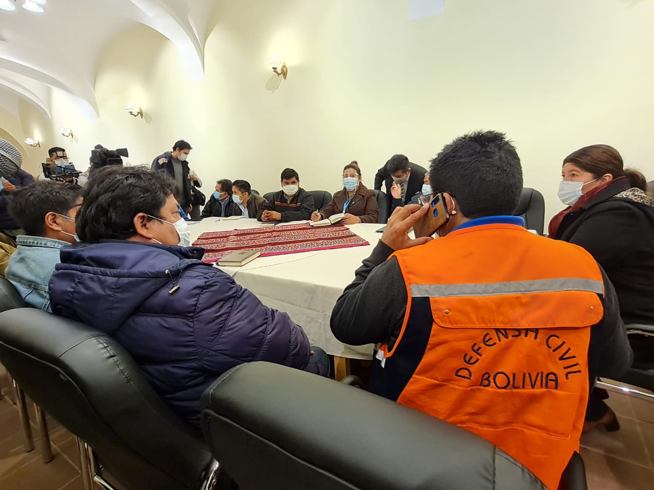 Cochabamba: Defensa Civil coordina reparación de daños por riadas y entrega de asistencia