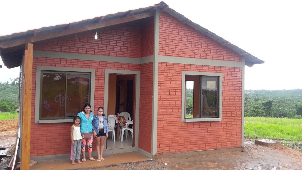 Montaño: 7.336 familias se beneficiaron con 2.996 soluciones habitacionales el primer semestre de 2021