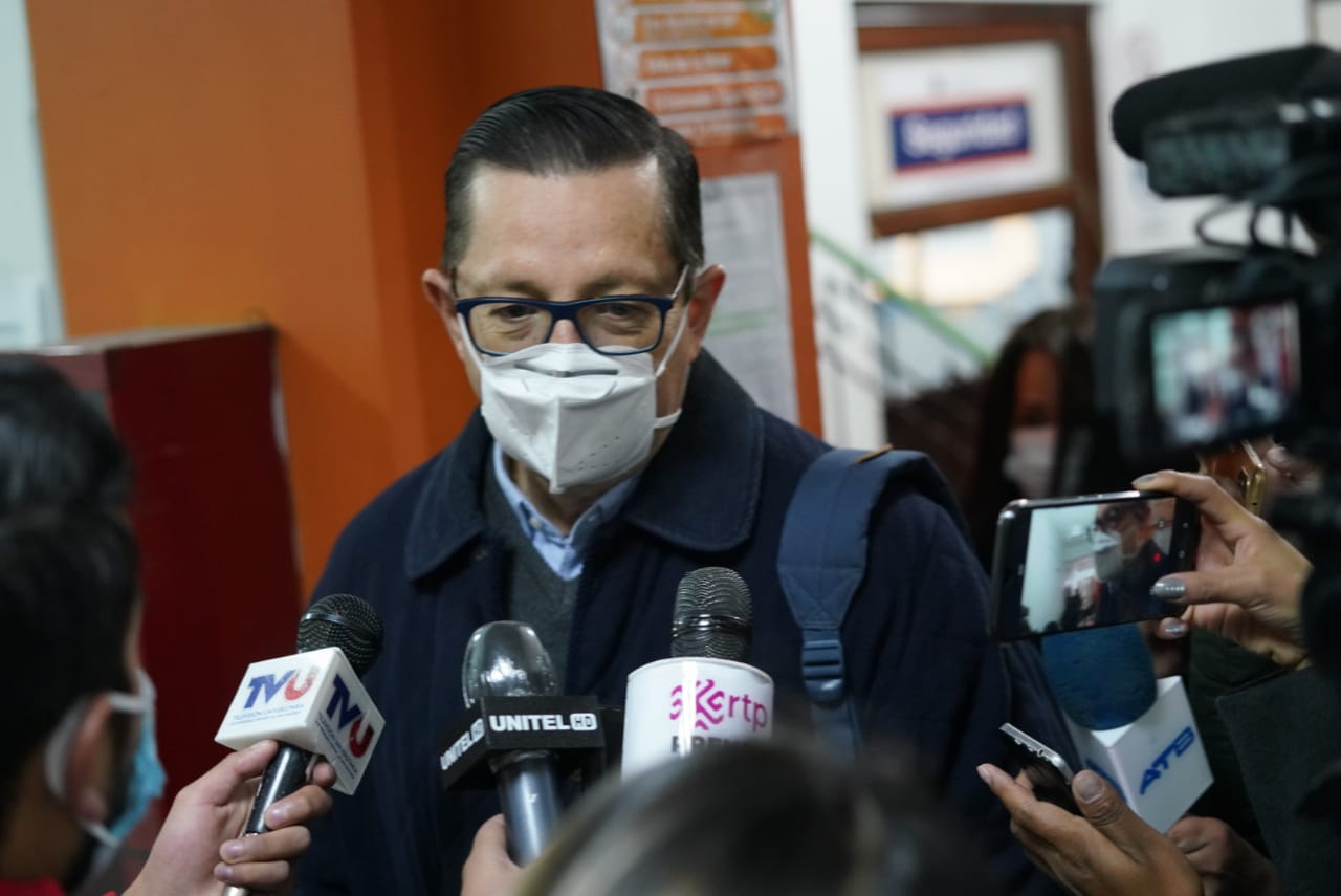 Oscar Ortiz declara ante el Ministerio Público por el caso golpe de Estado