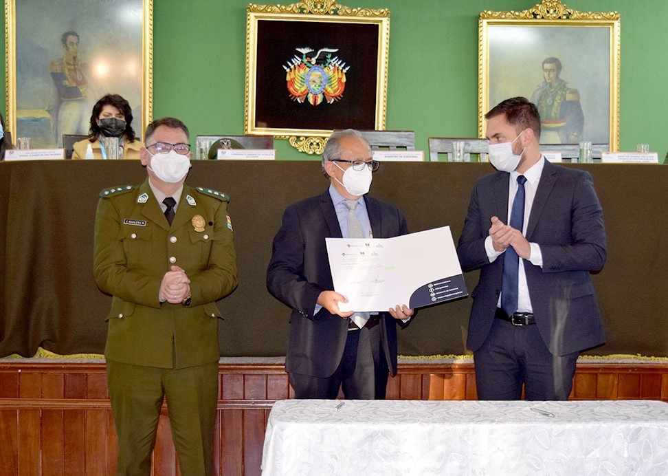 Ministerio de Gobierno y EGPP firman convenio para la capacitación de servidores públicos