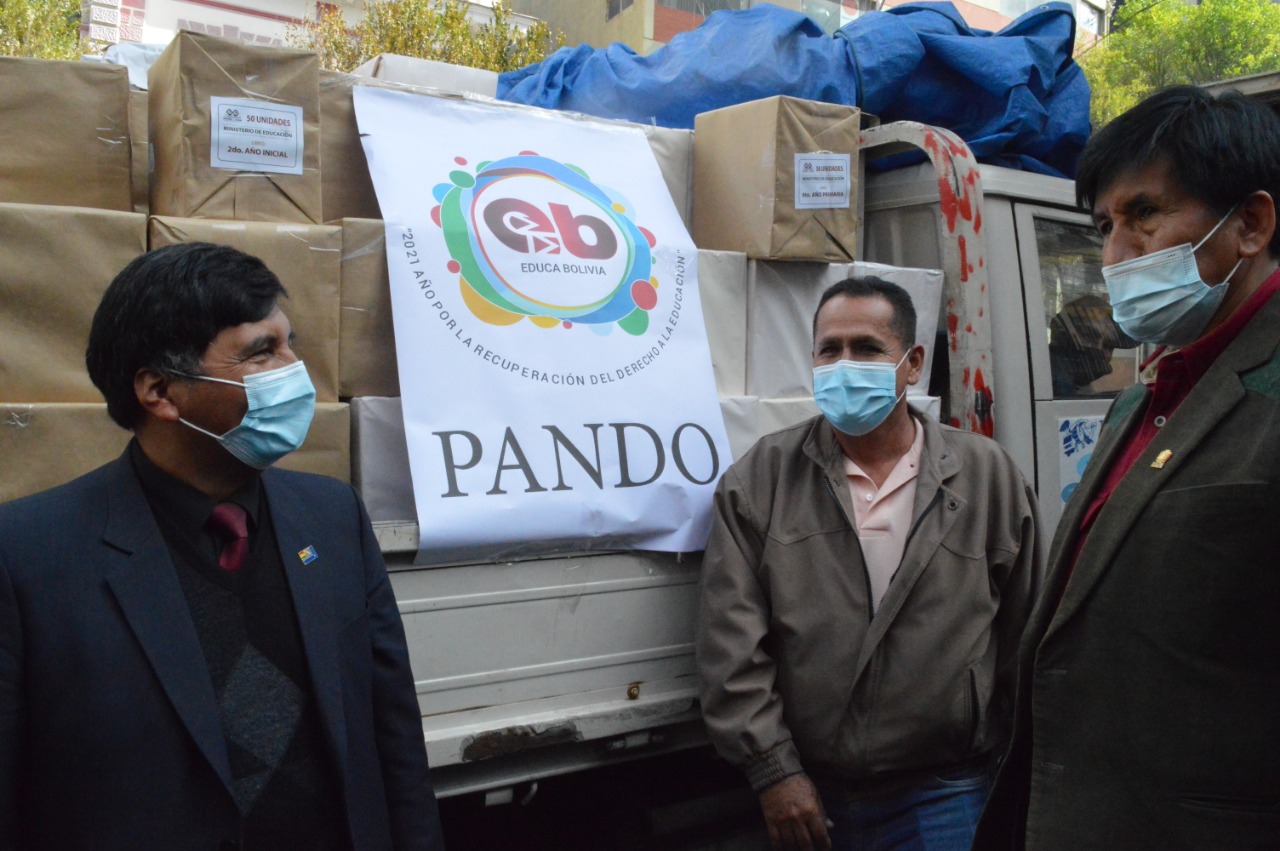 Educación distribuye 262.744 textos en cuatro departamentos