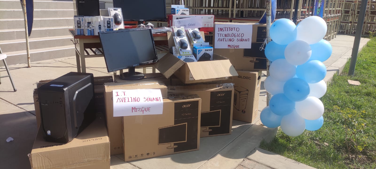 Entregan equipamiento por más de Bs 500.000 a institutos tecnológicos de Cochabamba