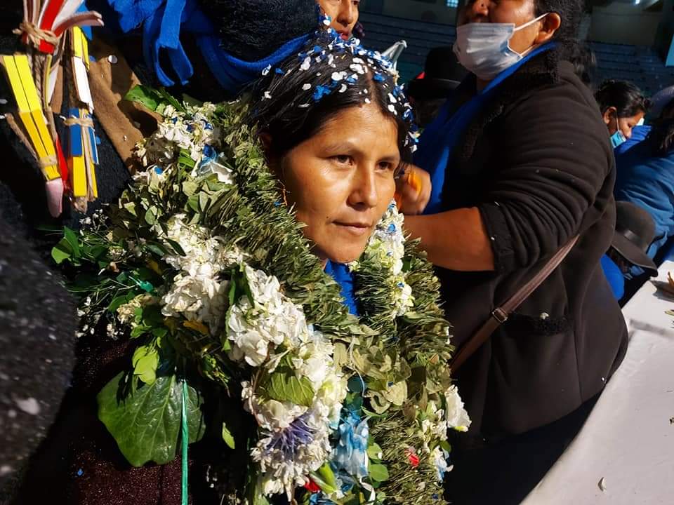 Ejecutiva de la confederación Bartolina Sisa destaca trabajo del Gobierno para garantizar inmunización contra el COVID-19