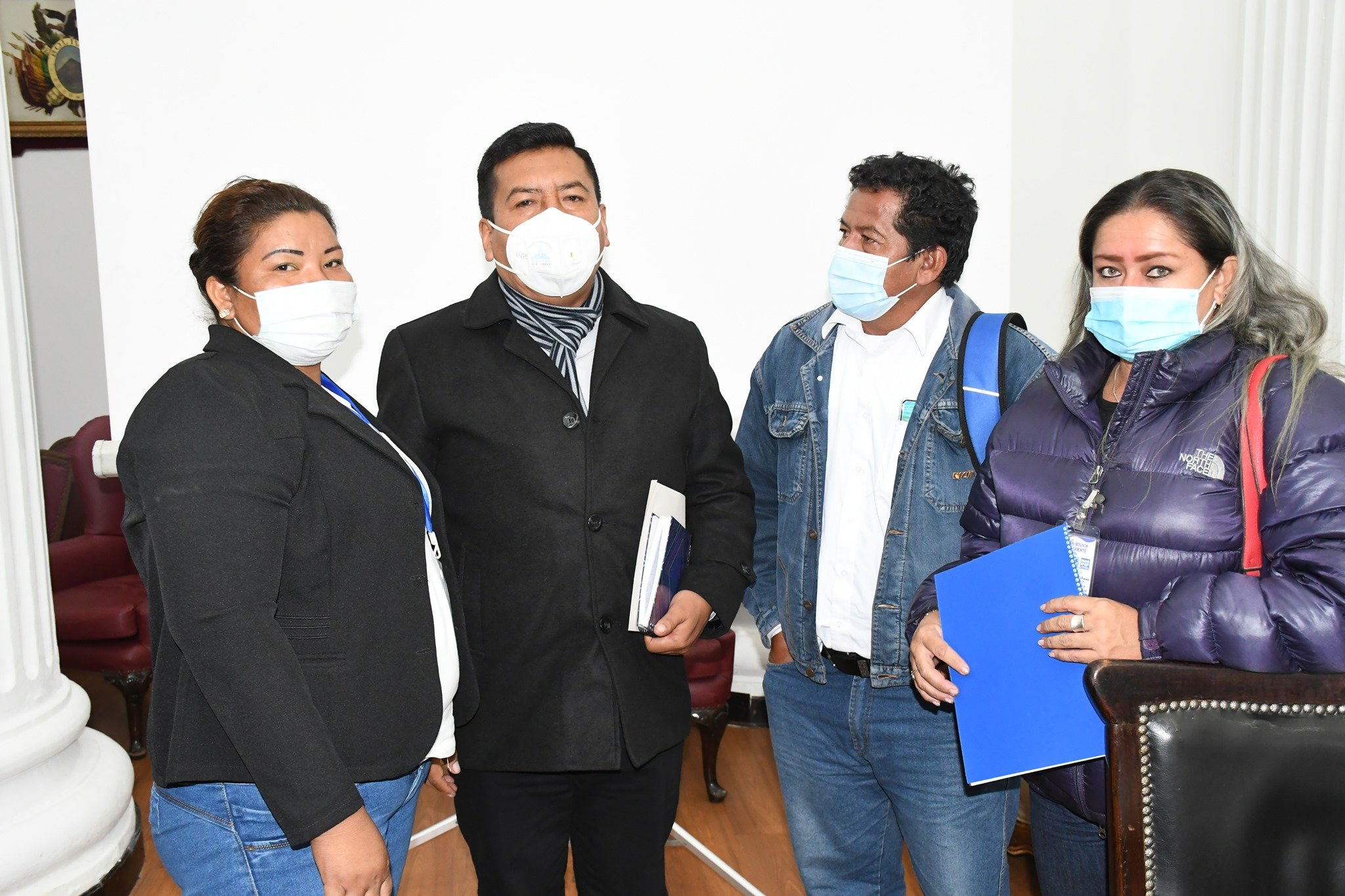 Presidente de Diputados y la organización Albas del Oriente Bolivia coordinan proyectos de acción social