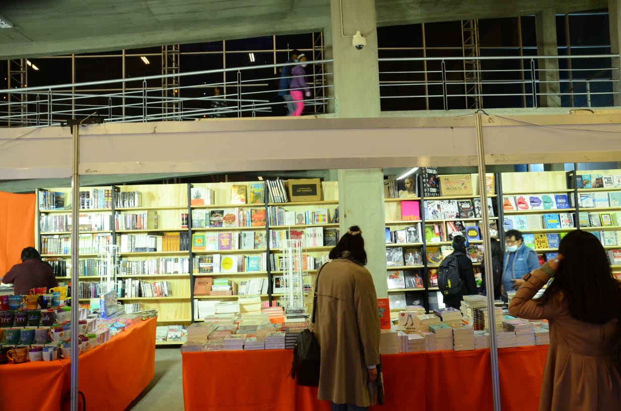 Directora de Gestión Comunicacional: Feria Internacional del Libro representa la reactivación económica