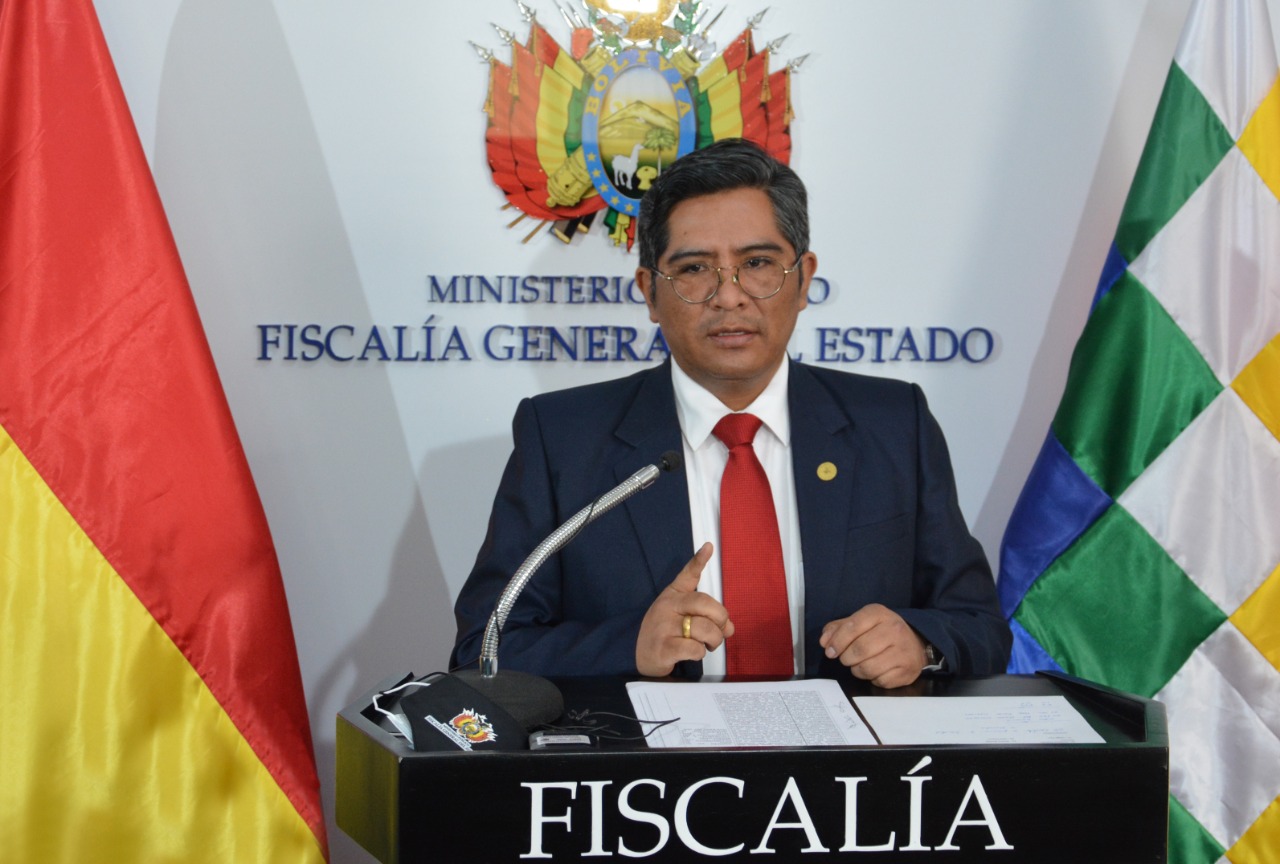 Fiscalía convocará a declarar en calidad de testigo a Carlos Mesa