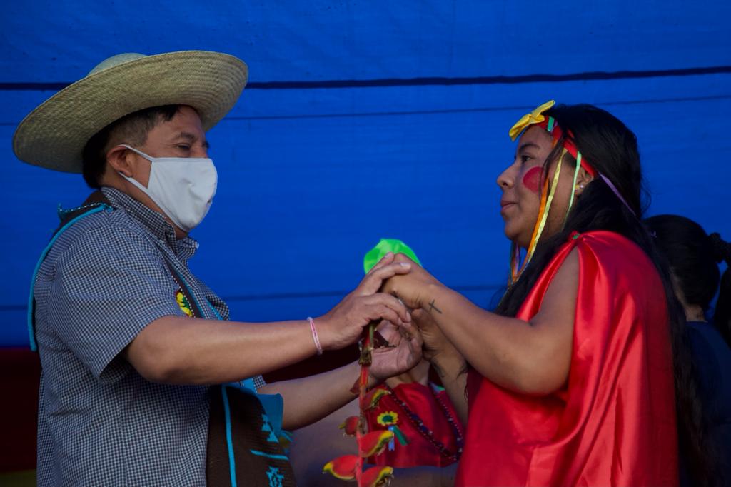 Vicepresidente pide a los pueblos indígenas que retornen al camino de la hermandad porque son una sola familia