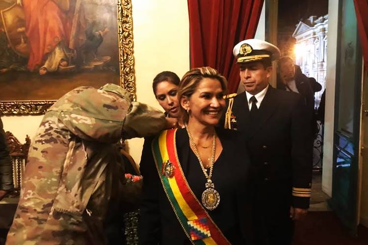 Diputado Angulo: Autoproclamación de Áñez como presidenta del Senado debe ser investigada por la Fiscalía de forma separada