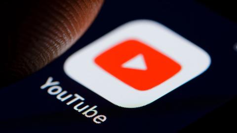YouTube eliminó más de 30.000 videos que emitían información falsa sobre vacunas contra el COVID-19