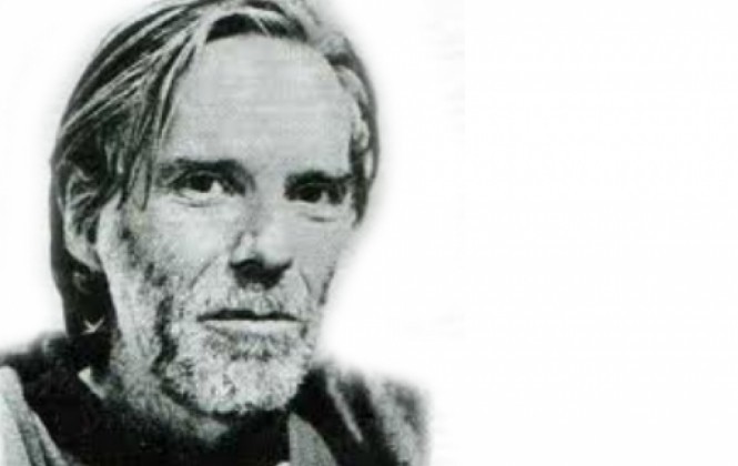 Presidente Arce rinde su homenaje al jesuita Luis Espinal Camps