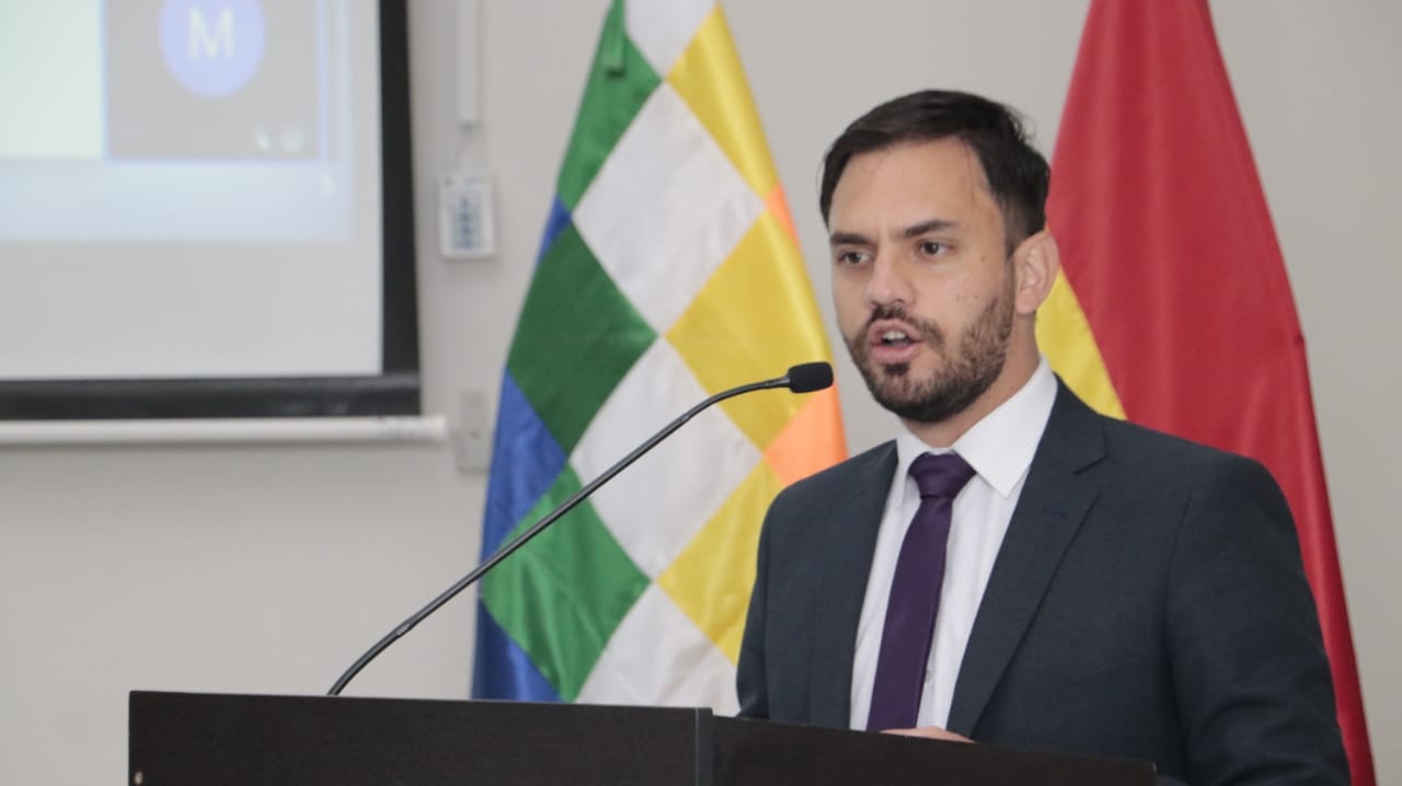 Ministerio de Gobierno ejecutó 57,5% de su presupuesto e incumplió 85% de compromisos durante régimen de Añez