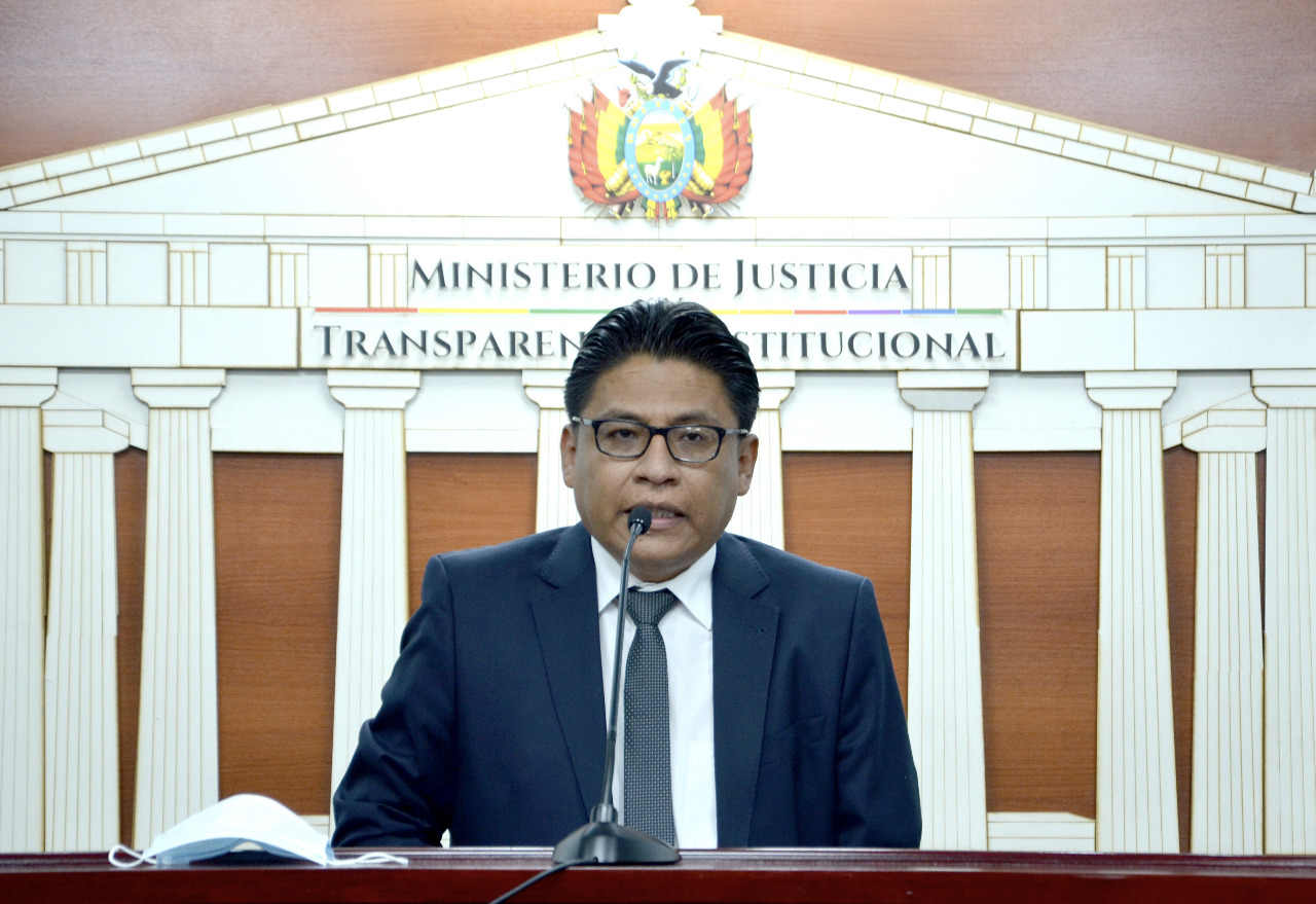 Ministro de Justicia afirma que en Bolivia no hubo fraude electoral sino una distorsión de la realidad