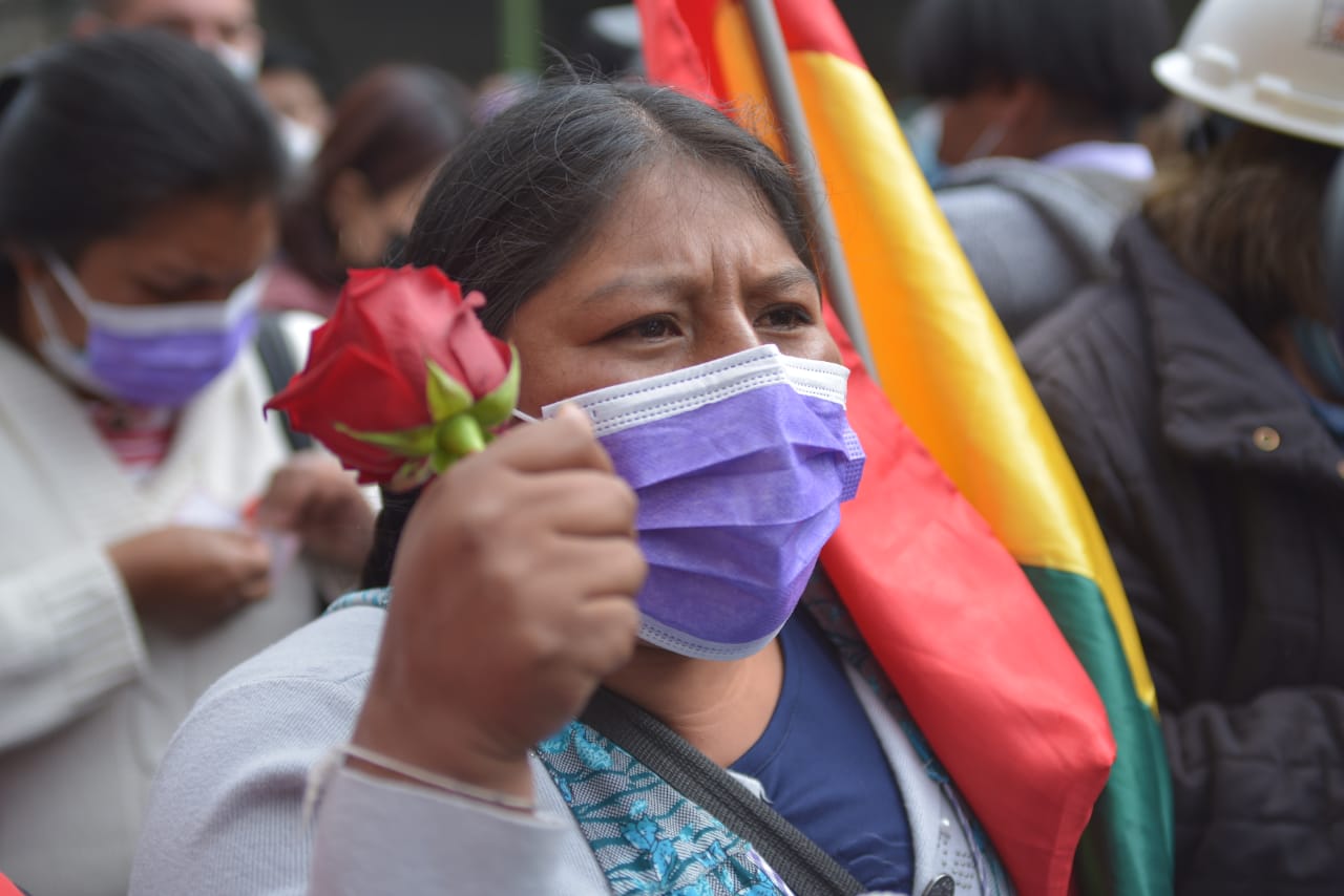 Presidente destaca lucha de mujeres por sus derechos y aporte en la recuperación de la democracia