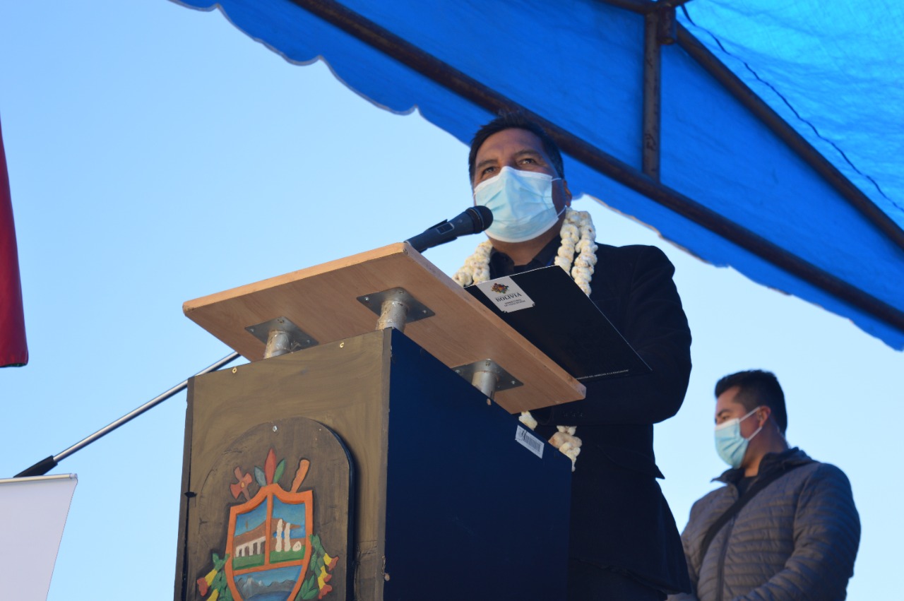 Congreso de Agamdepaz: Ministro Quelca compromete trabajo para consolidar el derecho a la educación