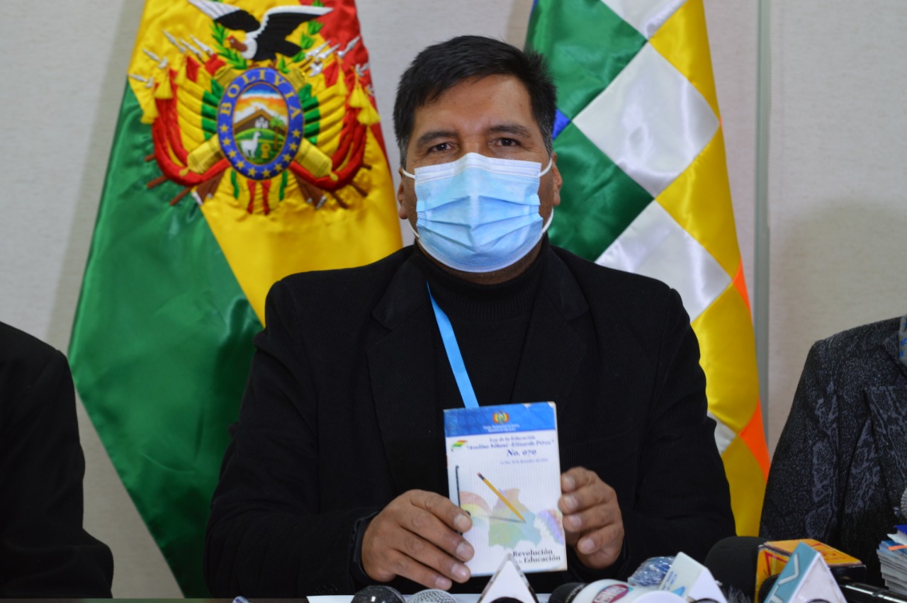 Ministro de Educación instruye proceder con sanciones a colegios privados que no aplicaron la escala de descuentos