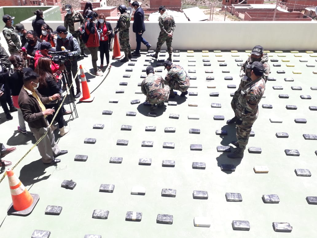 Fuerzas antidroga afectaron al narcotráfico en más de $us 2,3 millones mediante operativos en Oruro y Potosí