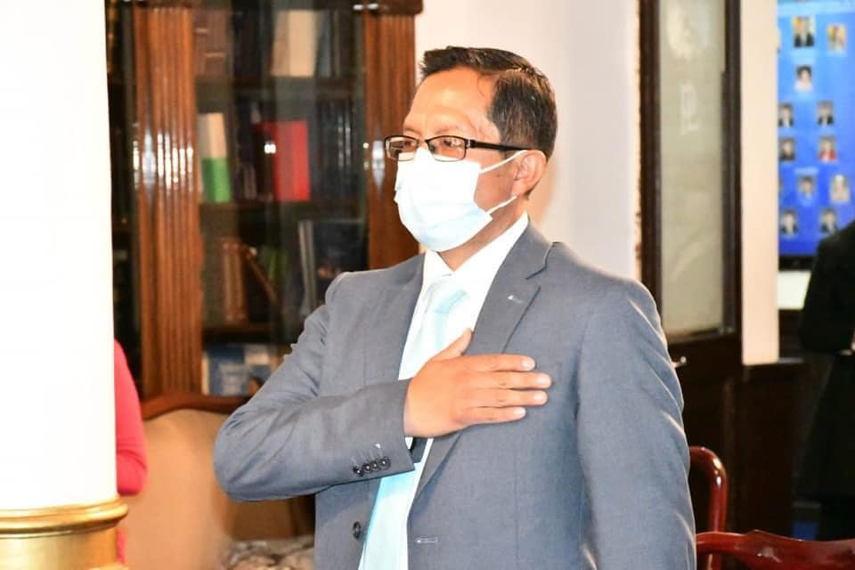 Cámara de Diputados posesiona a Antonio Condori como nuevo vocal electoral de La Paz