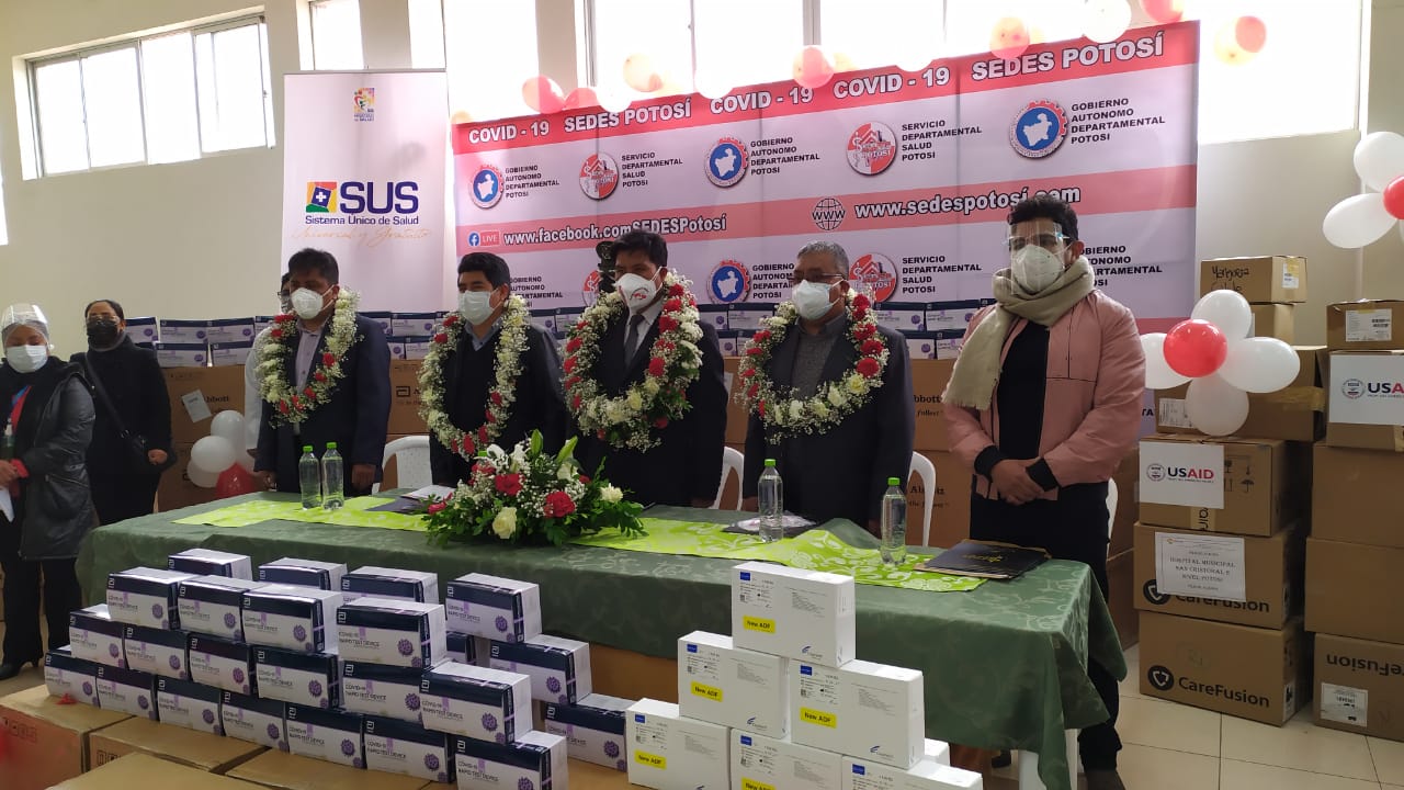 Gobierno entrega a Potosí 14 ventiladores y 32.200 pruebas de antígeno nasal