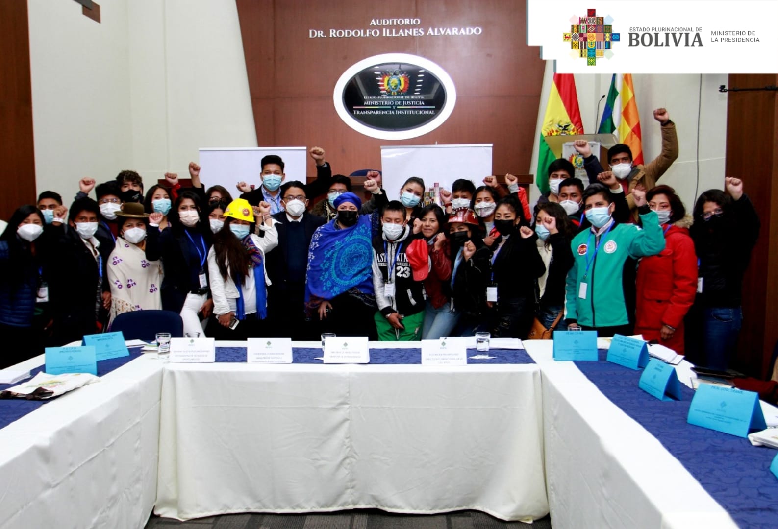 Ministra de la Presidencia destaca el rol importante de los jóvenes para la reconstrucción de la patria