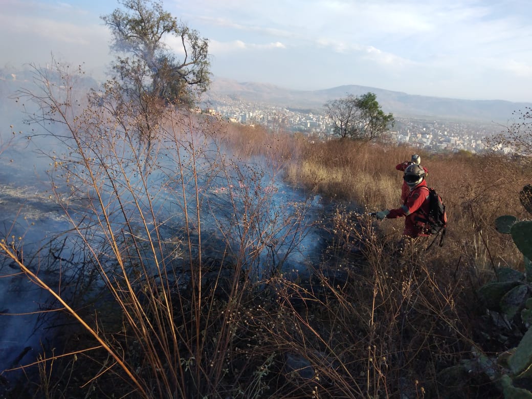 Ministerio de Defensa desplegará operativo de protección al Parque Tunari, ante incendios