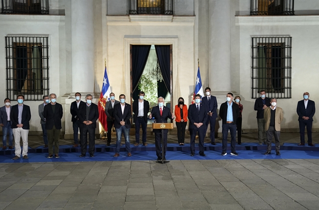 Piñera presenta proyecto propio para retiro del 10% pero con restitución de fondos a las AFP