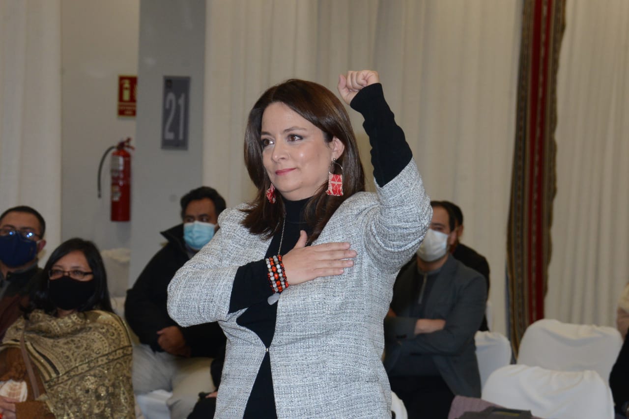 Rocío Molina Travesí asume la Gerencia General de Bolivia TV