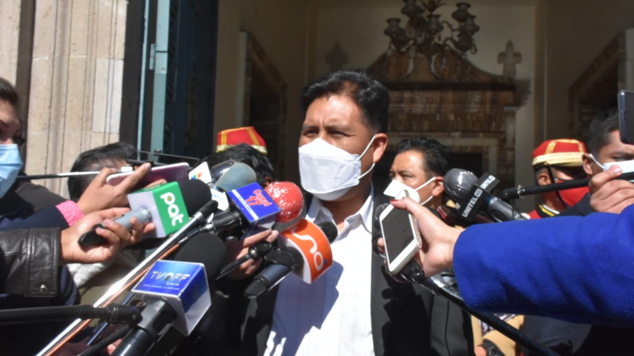 COVID-19: Gobierno recuerda que provisión de vacunas es gratuita y no permitirá que se convierta en mercancía