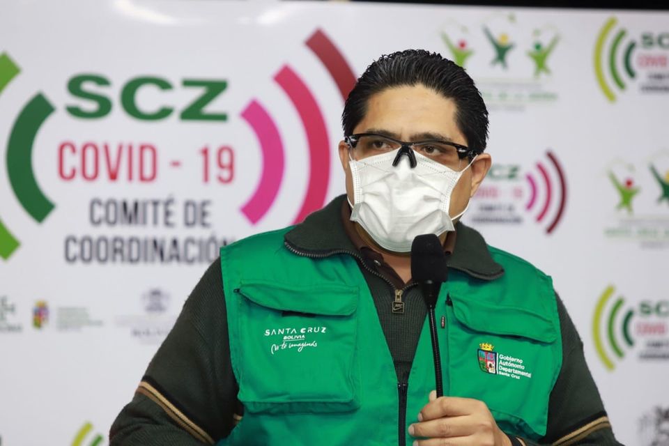 Santa Cruz recibirá seis mil dosis de vacunas el 10 de enero para personal médico