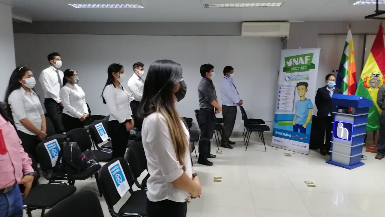 El SIN entrega certificados a 14 estudiantes de la UNITEPC por participar en núcleo de apoyo contable y fiscal